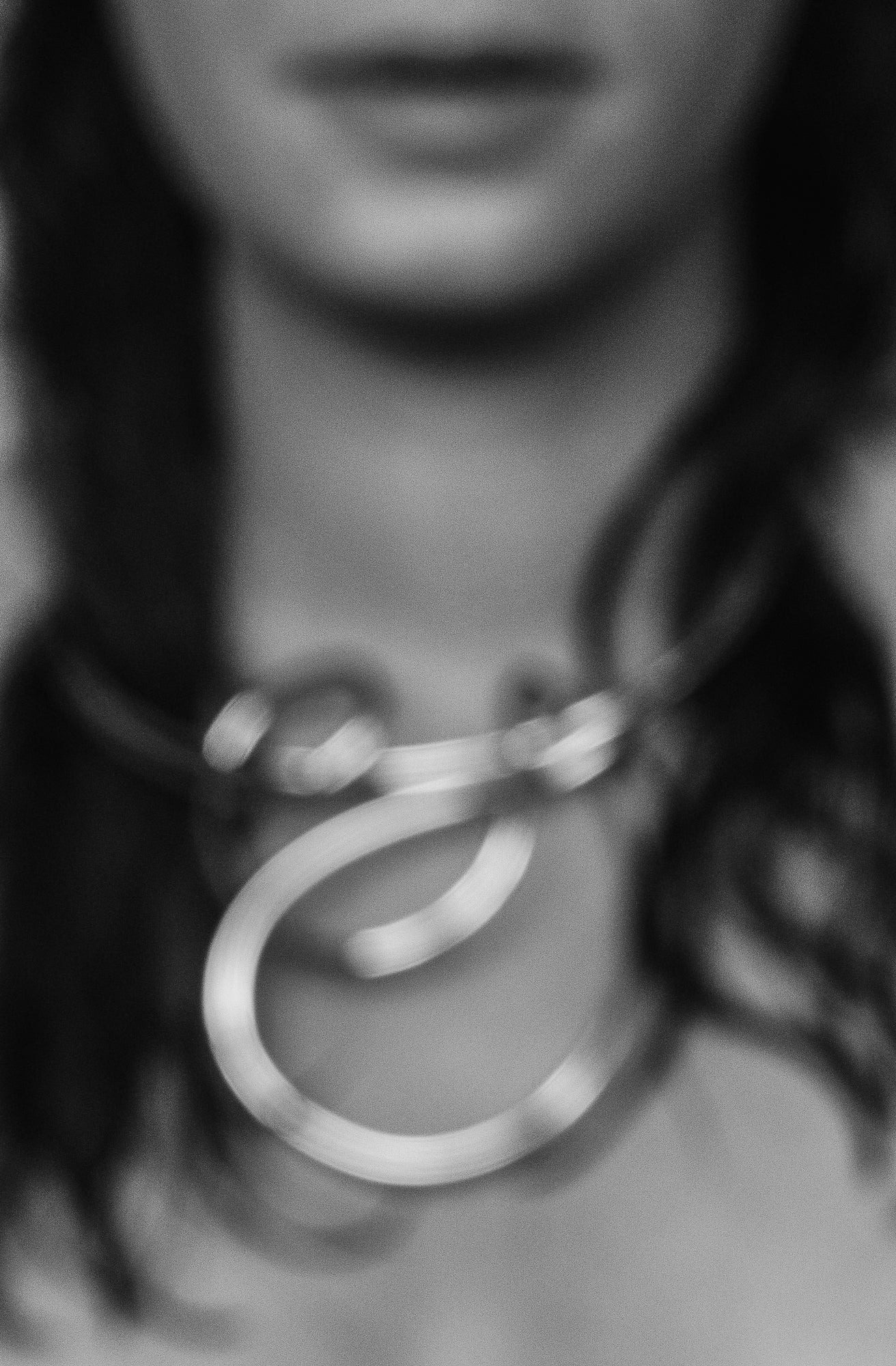 Chaotic Girls No.5 © Wire Collar Necklace – Sculptural Brass Statement