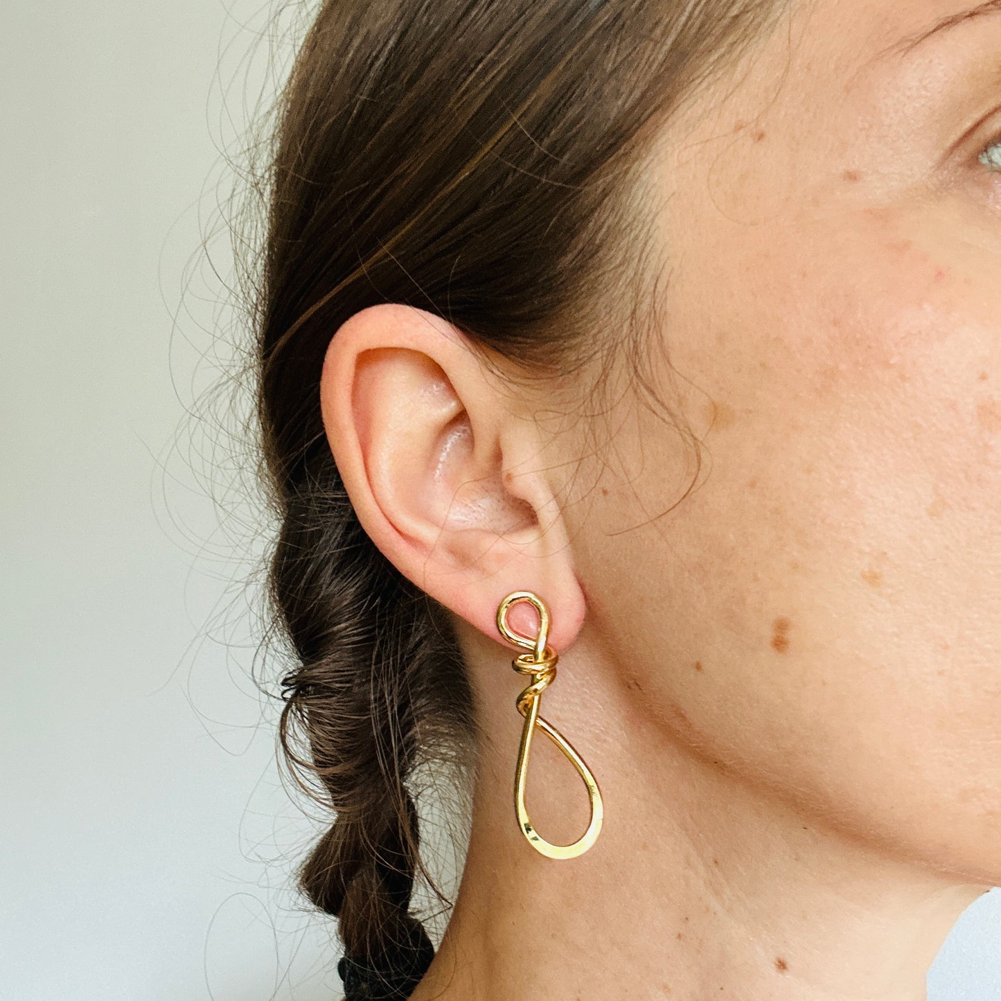 Clef Earrings – Musical-Inspired Wire Design