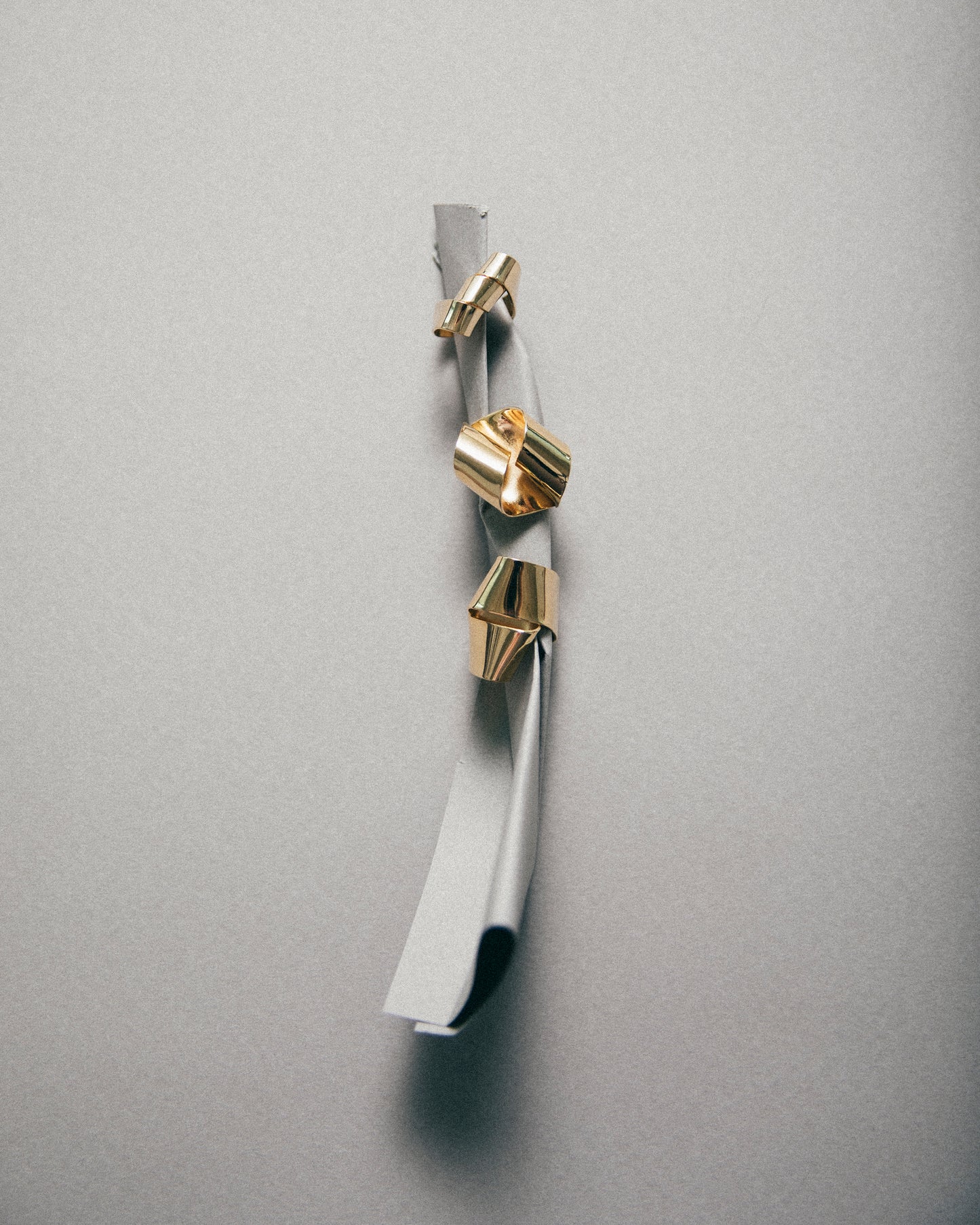 Tagliatelle Ring – Folded Ribbon-Inspired Design