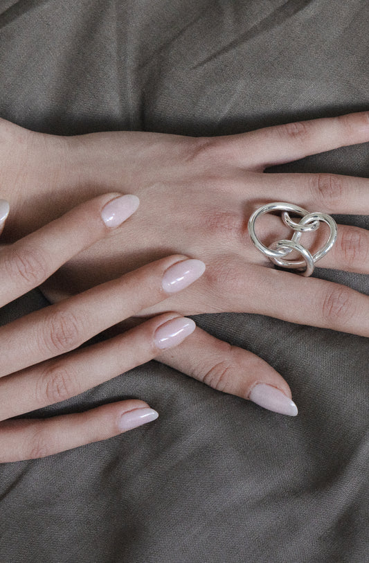 Contortionist Ring – Freeform Loop Design