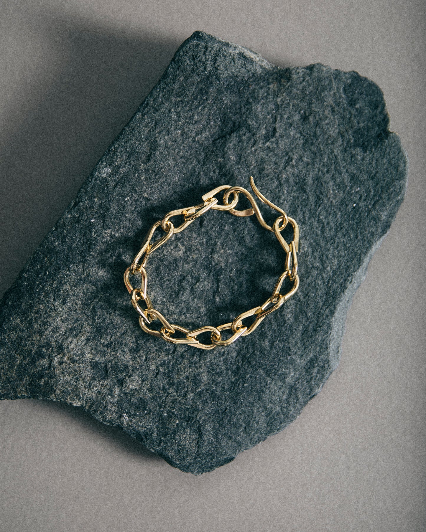 Reconnected Bracelet – Handcrafted Chain Link Design