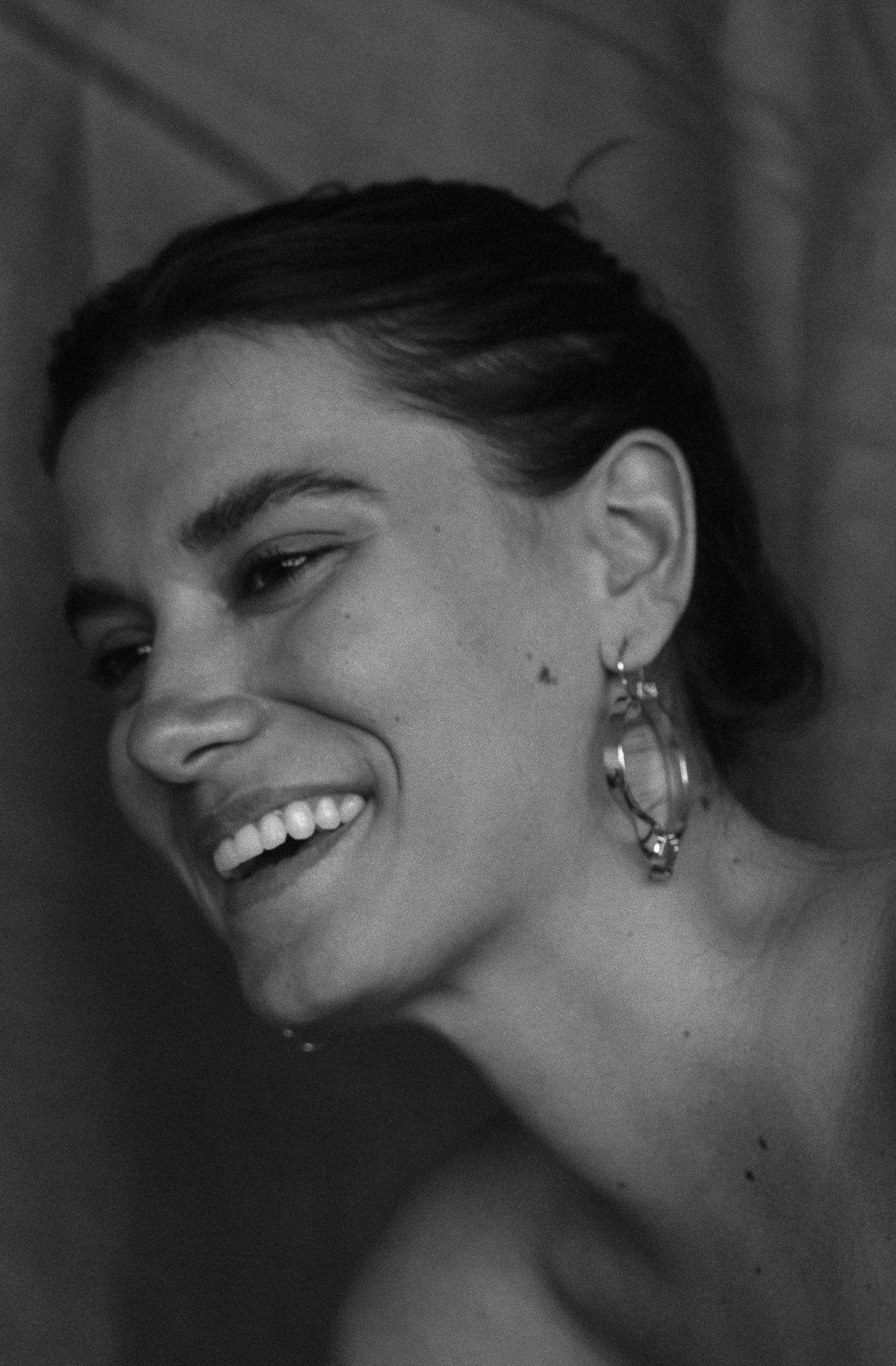 Spaghetti Western Hoop Earrings – Twisted Ribbon Design