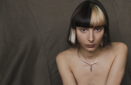 Wishbone Collar – Minimal Hammered Wire Necklace