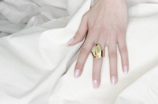 Z Ring – Bold Sculptural Statement