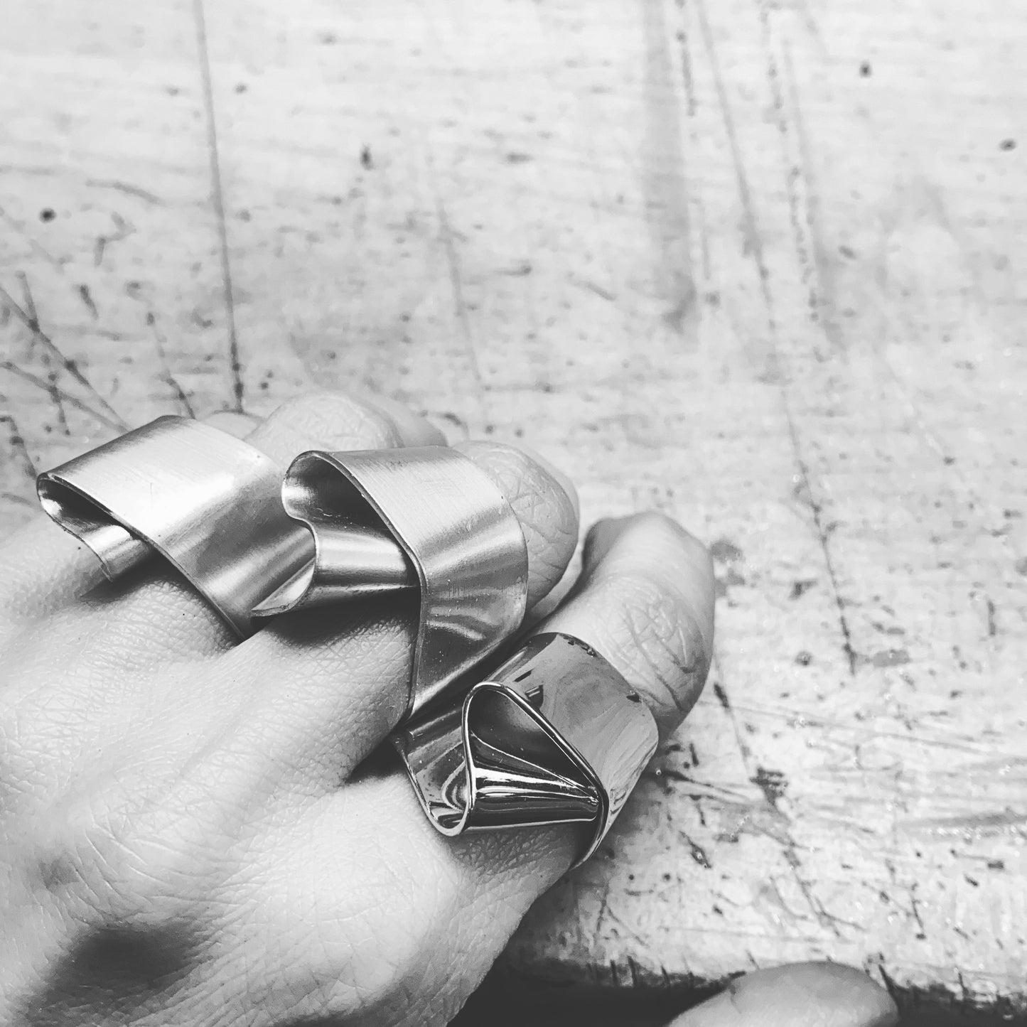 S Ring – Handcrafted Twisted Metal Design
