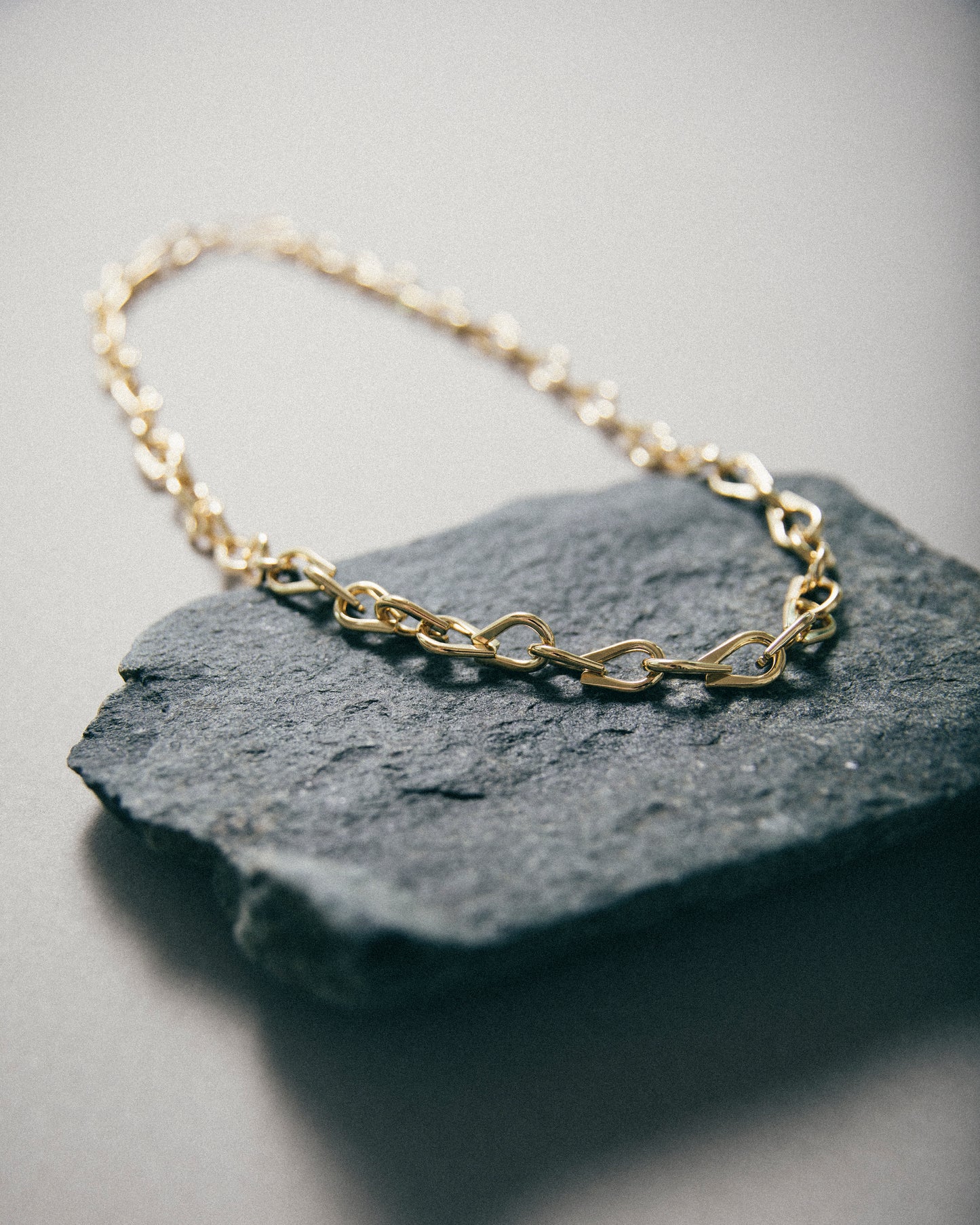 Connecting the Connected – Versatile Chain Necklace