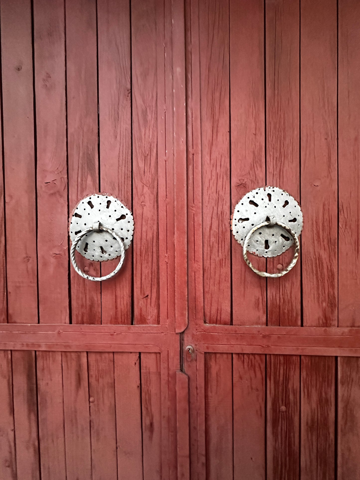 Zvekir Earrings – Modern Interpretation of Door Knocker