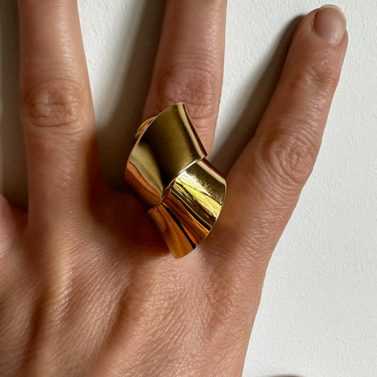 Tied Ring – Interlocked Brass Statement Piece