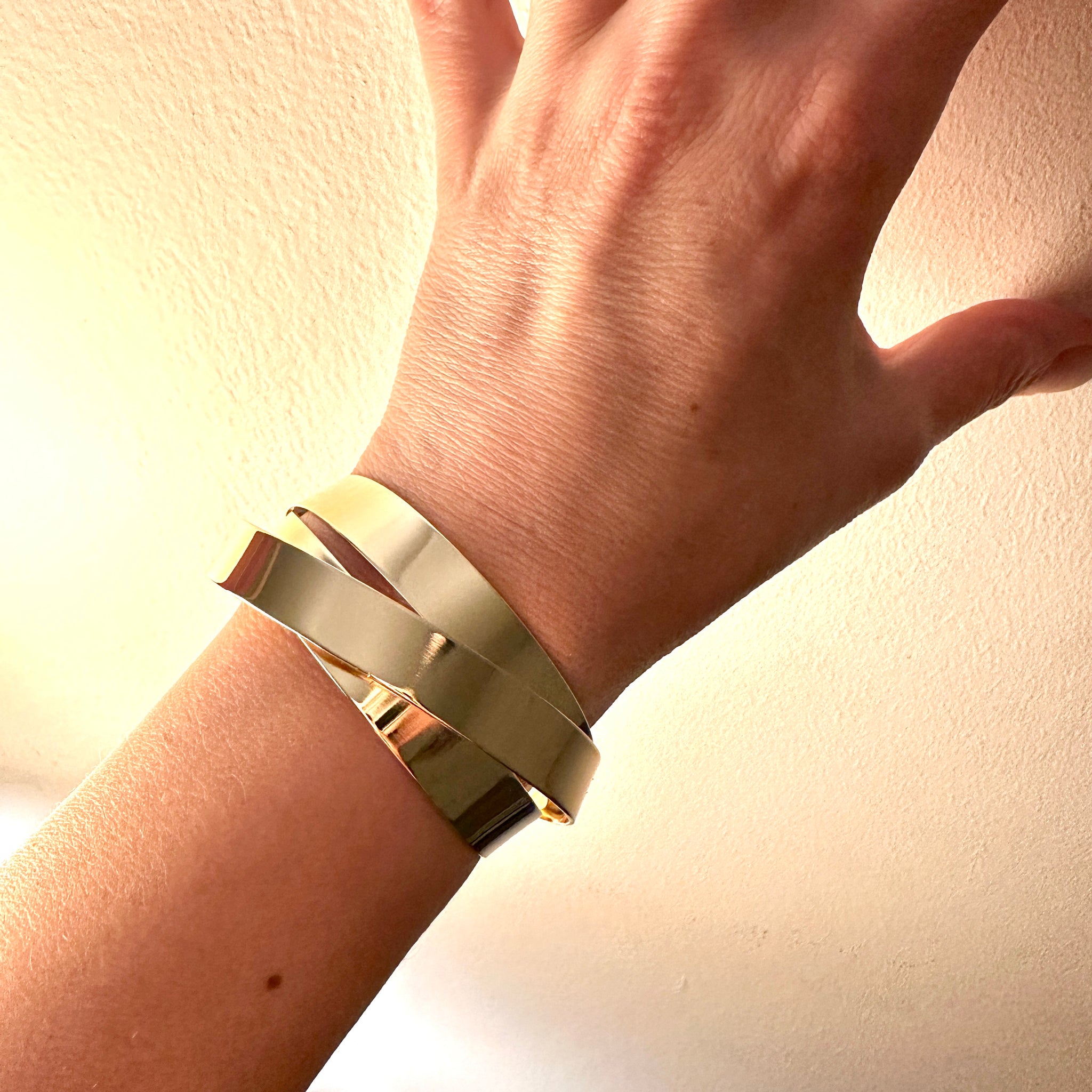 Orbit cuff bracelet