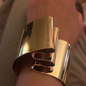 Double Fold © cuff bracelet