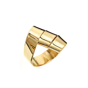 Named after pasta of course since food is No1. What's amazing about this ring is how interesting it looks on the finger.  ~ only about a .25" wide but on the top is about .75" It sits diagonally on your finger