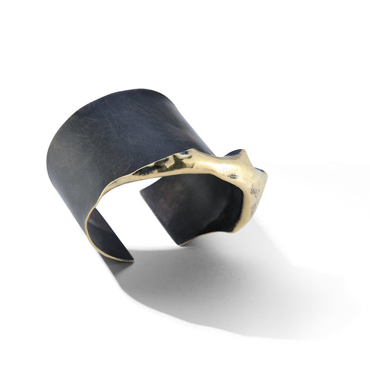 Wither Cuff Bracelet – Hand-Hammered Brass with Patina Finish