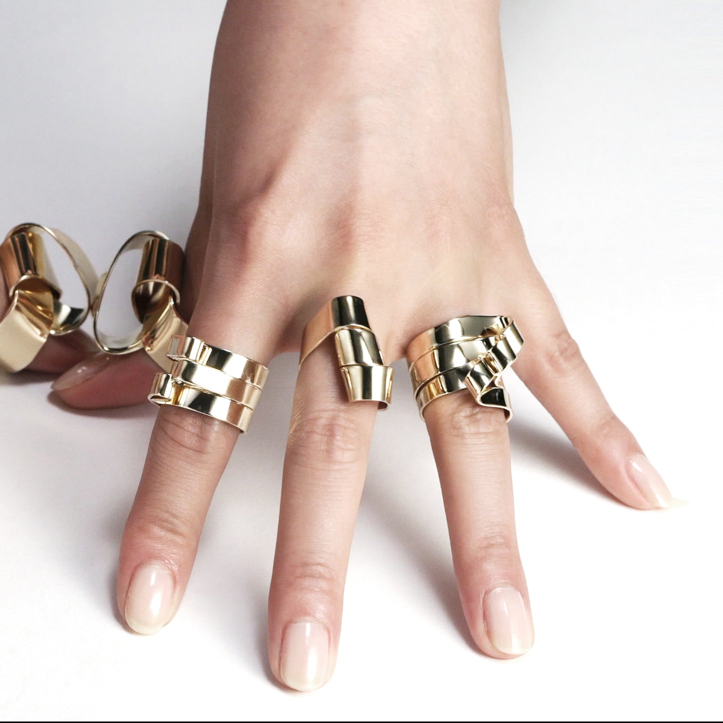 Torchietti Ring – Diagonal Brass Band with Sculptural Form