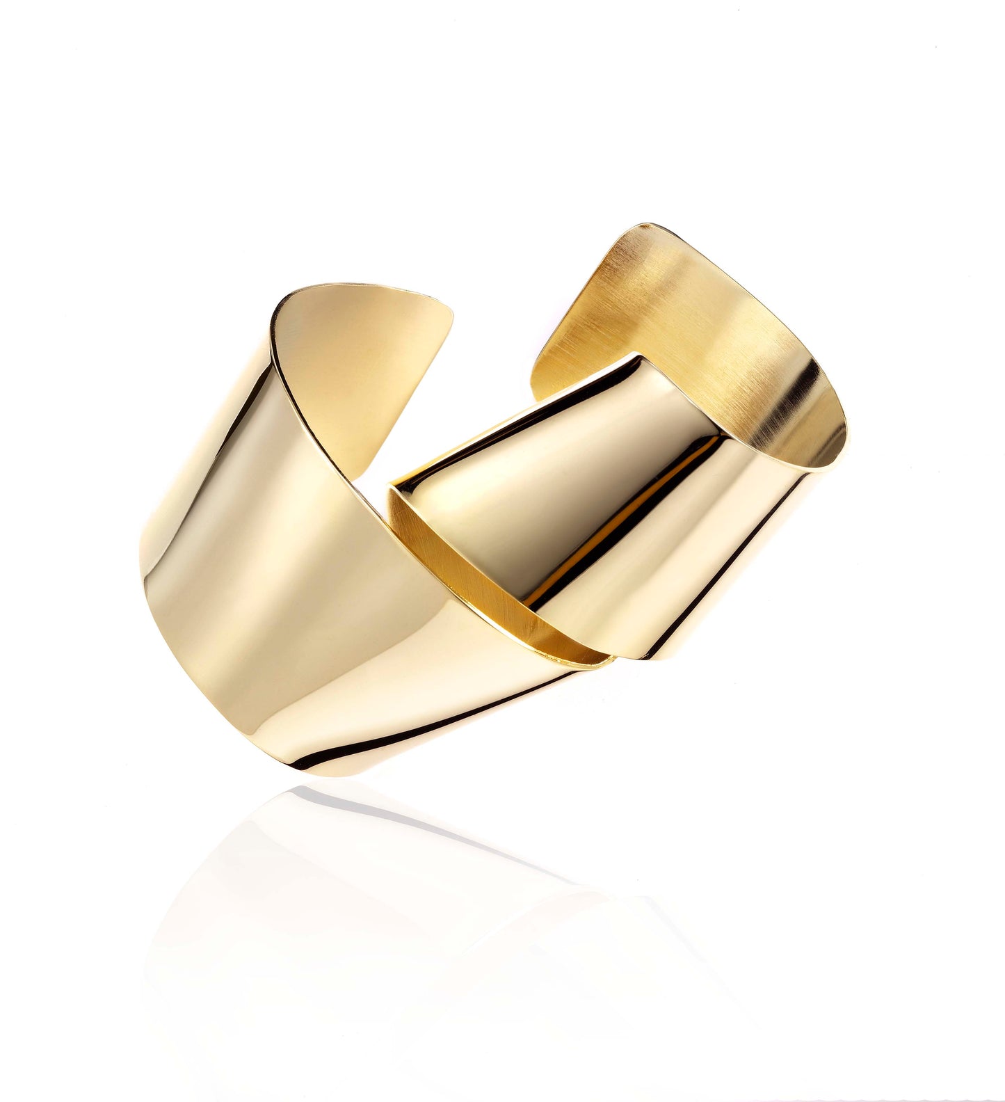To Twist Bracelet – Elegant Coiled Brass Design
